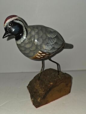Vintage Folk Art Hand Carved & Painted Wooden California Quail Collectable